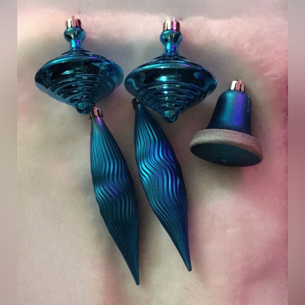 Elegant Blue Glass Ornament Set